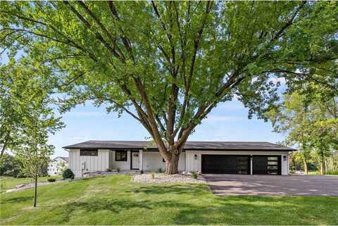 727 Ensconced Way, Chaska, MN 55318