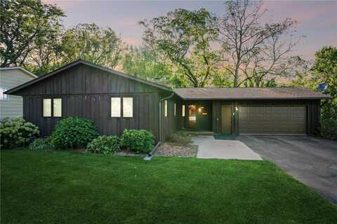 1584 Woodland Drive, Red Wing, MN 55066