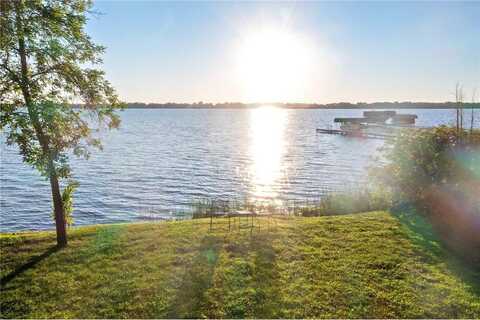 7450 N Shore Trail N, Forest Lake, MN 55025