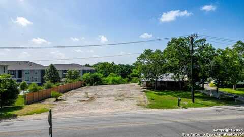 1951 GRUENE, New Braunfels, TX 78130