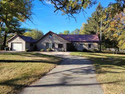 N9621 Stone School Road, Portage, WI 53901