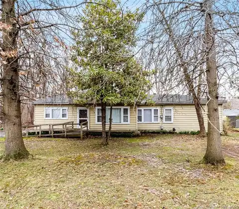 2918 Sunset Drive, New Albany, IN 47150