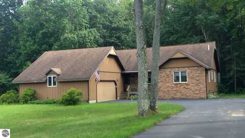 9609 Chateau Street, Interlochen, MI 49643