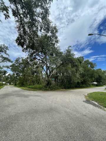 109 El Primeros Drive, Perry, FL 32347