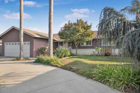 3103 E Laurel Avenue, Visalia, CA 93292