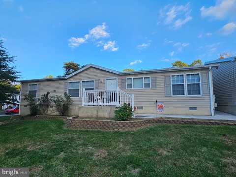 63 WINFREY LANE, HEDGESVILLE, WV 25427