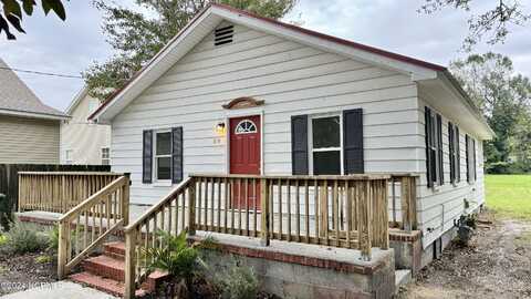 210 N 30th Street, Wilmington, NC 28405