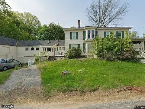 Courtland, FARMINGTON, NH 03835
