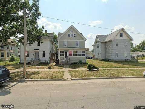 5Th, CEDAR RAPIDS, IA 52403