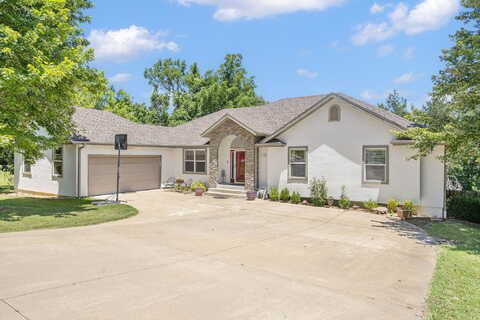 Blackhawk Road, Forsyth, MO 65653