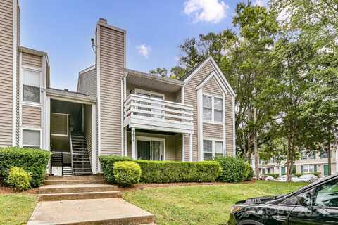 Vinca Circle, Charlotte, NC 28213