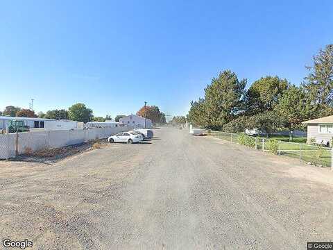 W Pine Avenue, Warden, WA 98857