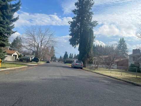 Thurston, SPOKANE, WA 99223