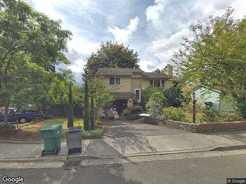 204Th, BOTHELL, WA 98012