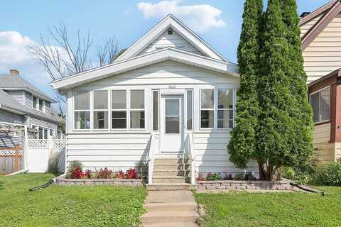 69Th, MILWAUKEE, WI 53219