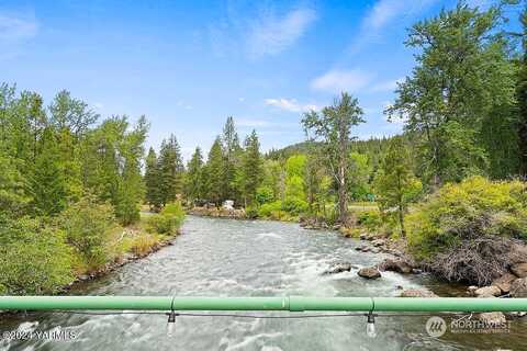 Pine Cliff, NACHES, WA 98937