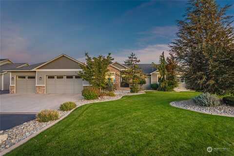 Webb, EAST WENATCHEE, WA 98802