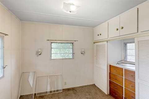 Tandy, ABINGDON, VA 24210