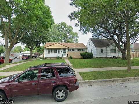 75Th, MILWAUKEE, WI 53216