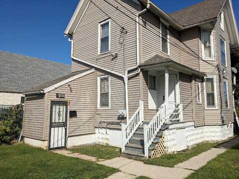 8Th, MILWAUKEE, WI 53206