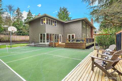62Nd, MERCER ISLAND, WA 98040