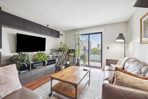 10Th, SAINT PAUL, MN 55101