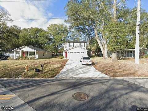 Lane, JACKSONVILLE, FL 32210