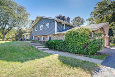 Queen Ann, BROOKFIELD, WI 53005
