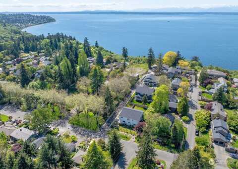 121St, SEATTLE, WA 98177
