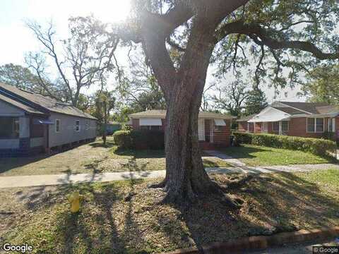 11Th, JACKSONVILLE, FL 32209