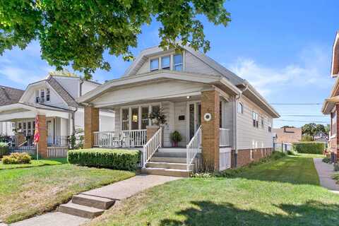 12Th, MILWAUKEE, WI 53215