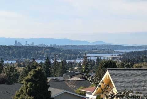 46Th, BELLEVUE, WA 98006