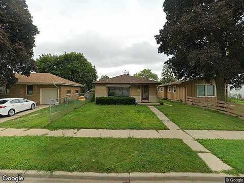 92Nd, MILWAUKEE, WI 53225