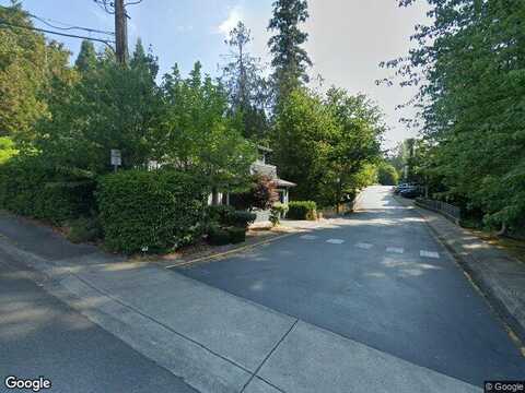 42Nd, ISSAQUAH, WA 98029