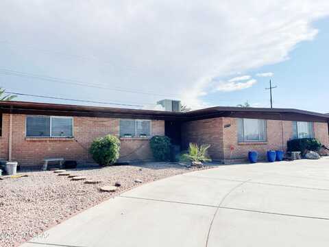 Colette, TUCSON, AZ 85710