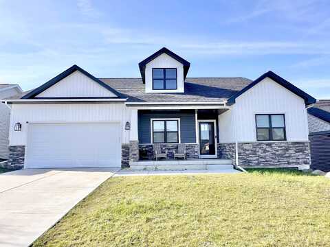 Michelle, COTTAGE GROVE, WI 53527