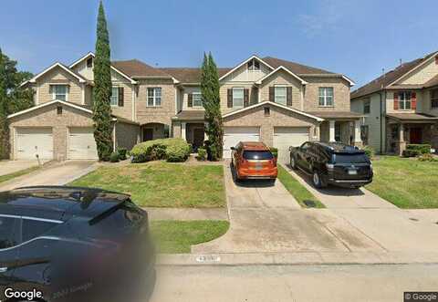 Stratford Skies, HOUSTON, TX 77072