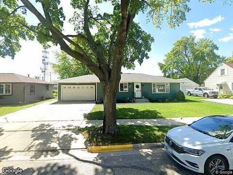 Shadow, GREEN BAY, WI 54304
