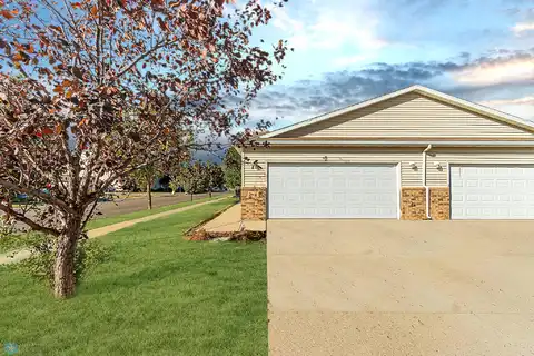 35Th, MOORHEAD, MN 56560