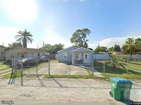 101St, MIAMI, FL 33147