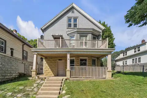 12Th, MILWAUKEE, WI 53215