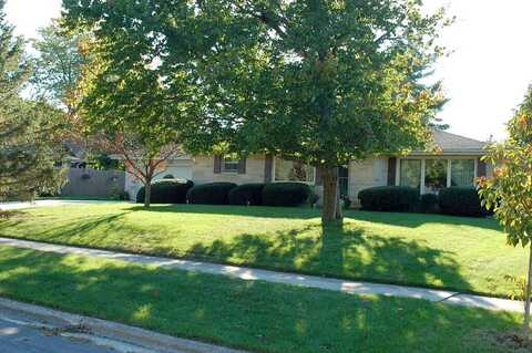 14Th, WEST BEND, WI 53095