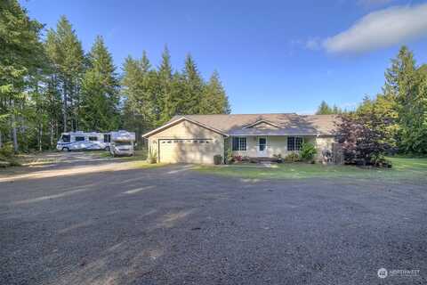 Seabeck Holly, SEABECK, WA 98380