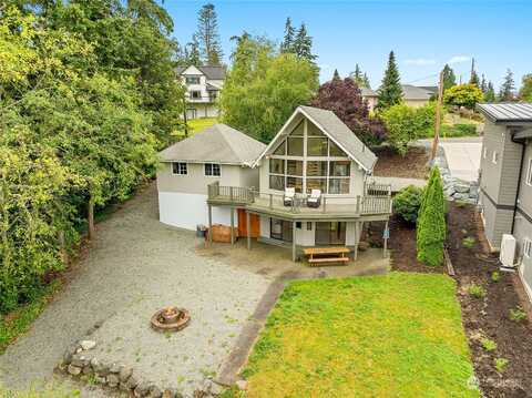 Lochwood, CAMANO ISLAND, WA 98282