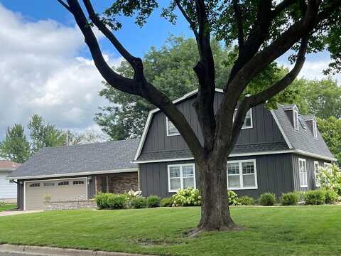 South, OWATONNA, MN 55060