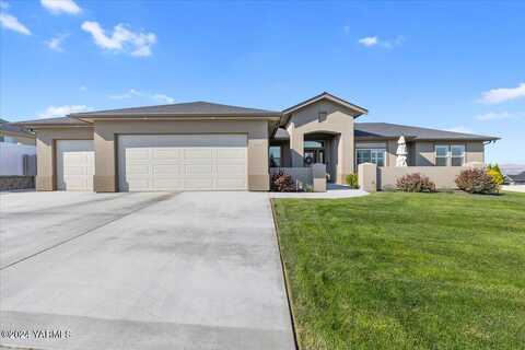 Heritage Hills, SELAH, WA 98942