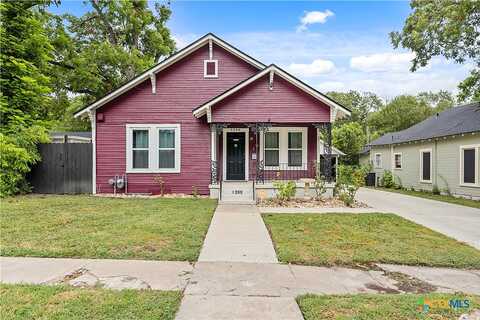 1St, TEMPLE, TX 76501