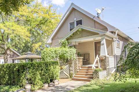 44Th, MILWAUKEE, WI 53219