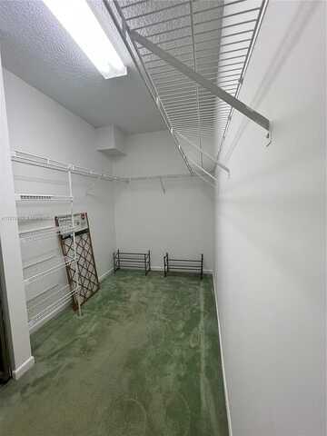 16Th, PEMBROKE PINES, FL 33027