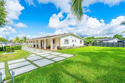 307Th, HOMESTEAD, FL 33033